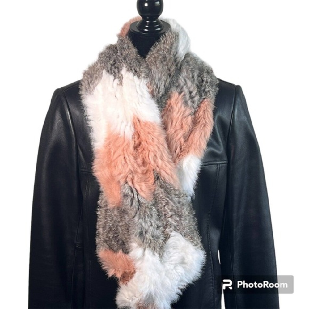 New Jocelyn Rabbit Fur Infinity Scarf Natural Beige White Gray Tone MSRP $215‎